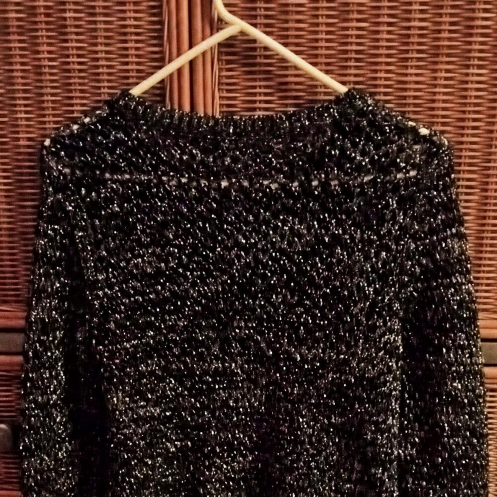 ⚡FINAL SALE⚡ APT 9 Black & Silver Metallic Knit Long Sleeve Sparkly Sweater - Picture 6 of 8
